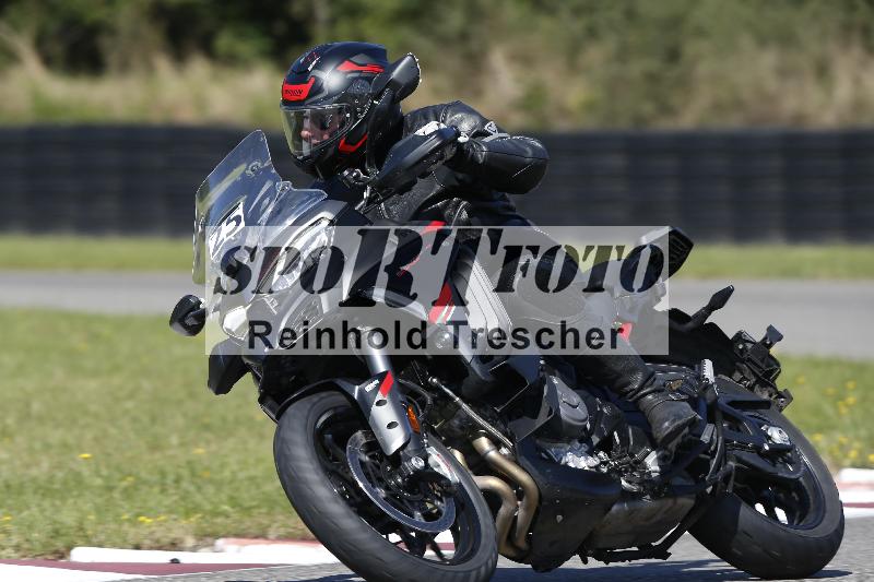 /48 25.08.2025 Cornu Master School ADR/gruen-vert/25